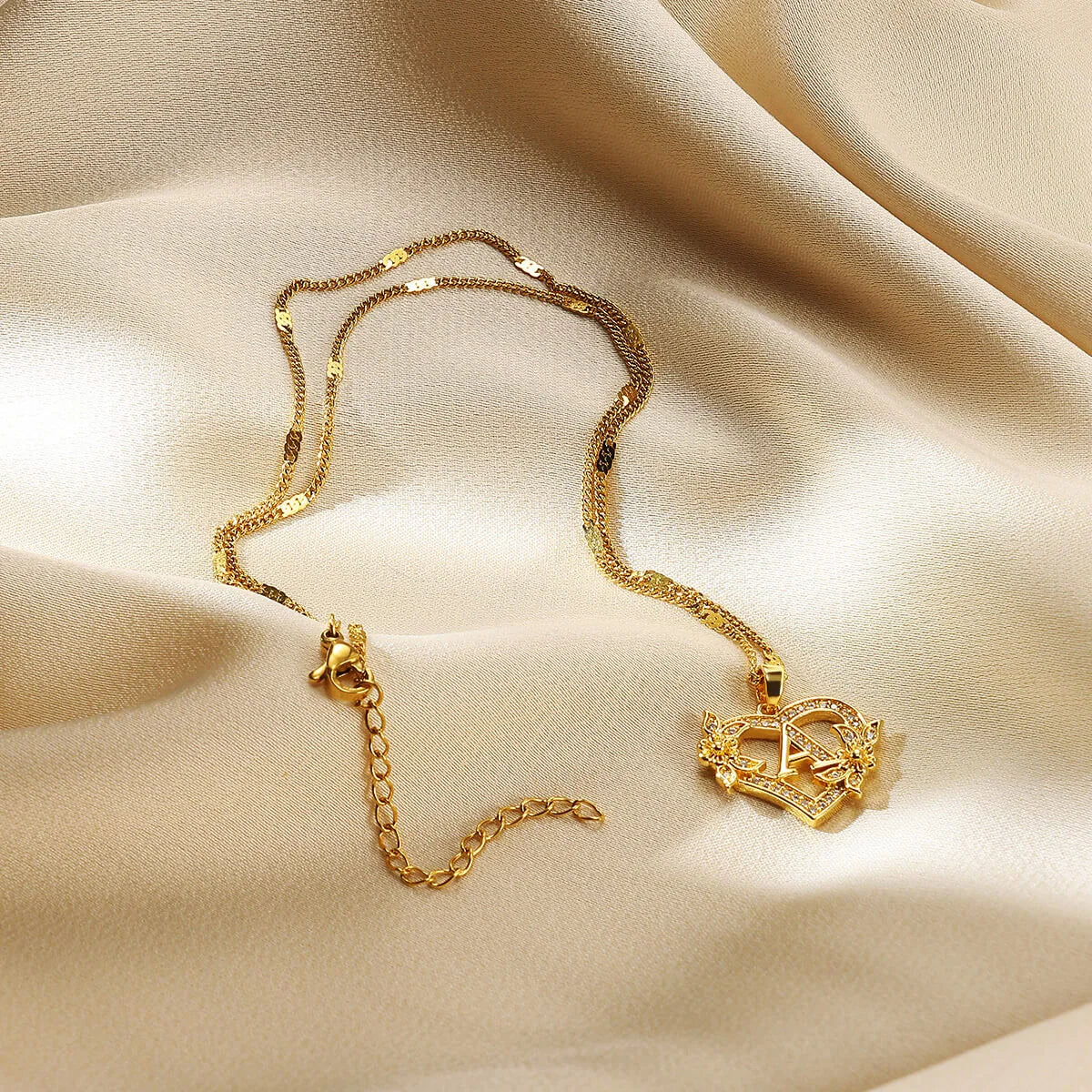 Collier Initiale en acier inoxydable – Cadeau Bijou pour Femme Sans anicroche